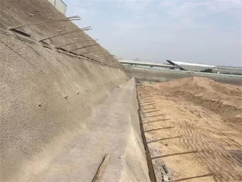 高安河道边坡加固